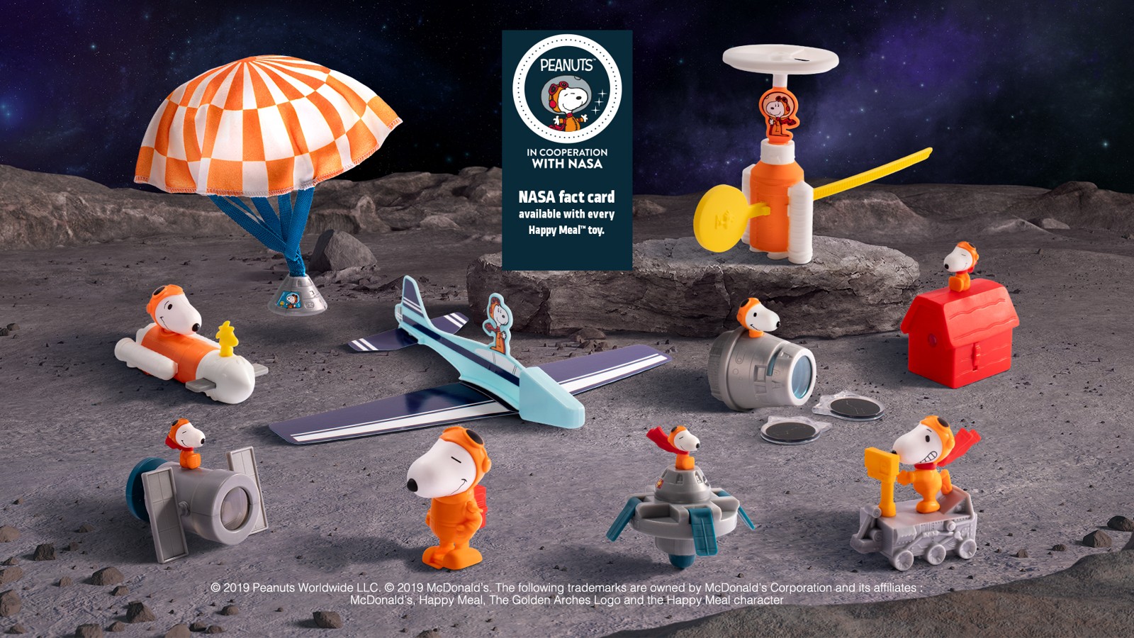 Peanuts NASA Happy Meal packshot
